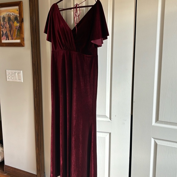 Anthropologie Jenny Yoo red velvet dress size 14 - altered length fit for 5’4” - Picture 4 of 4